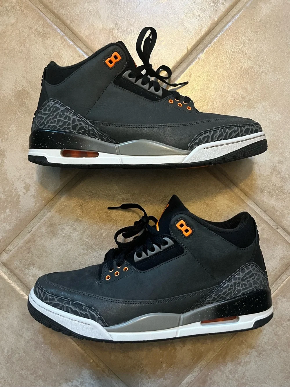 AIR JORDAN 3 RETRO ‘FEAR’ 2023